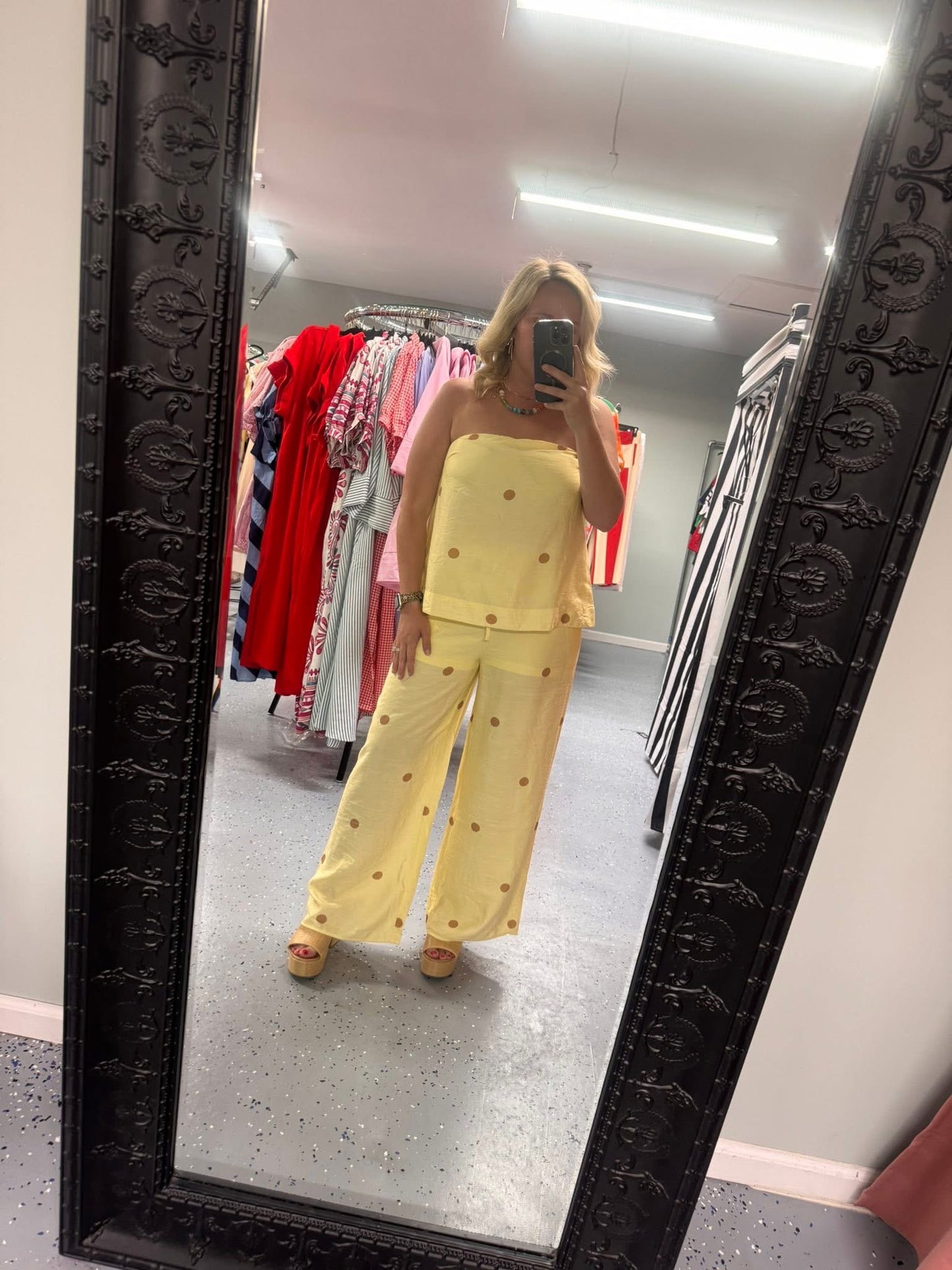 Yellow polkadot set
